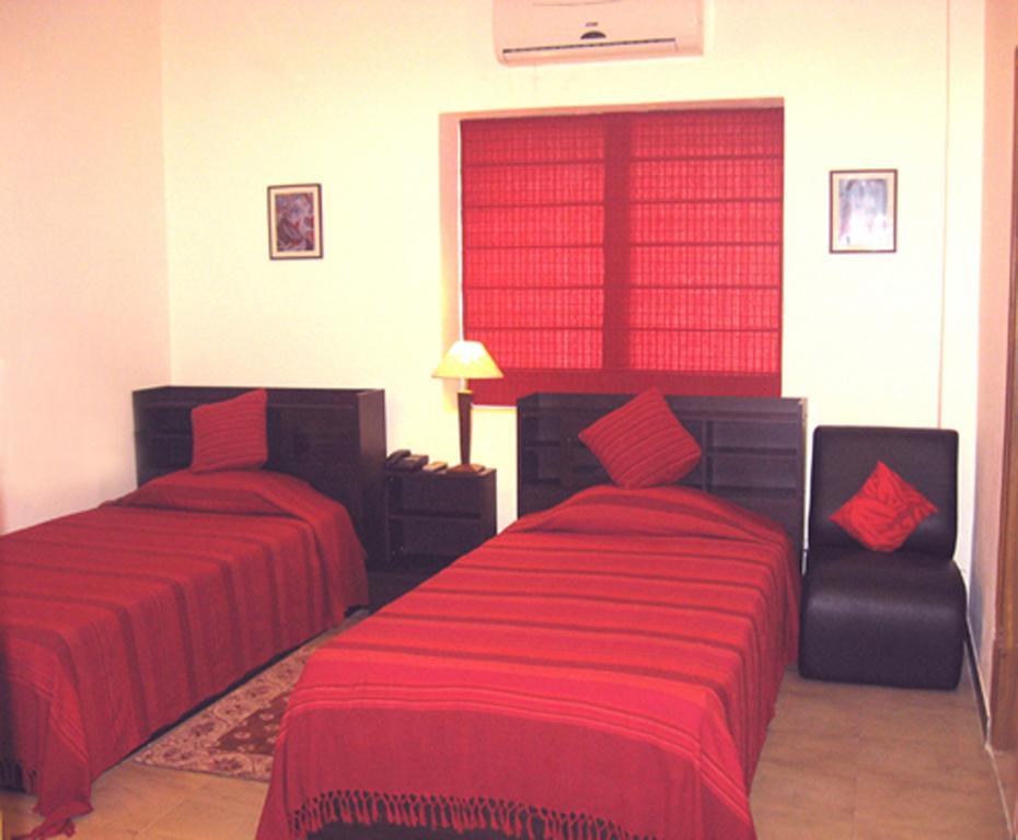 Готель Red Arrow Residency Колката Екстер'єр фото