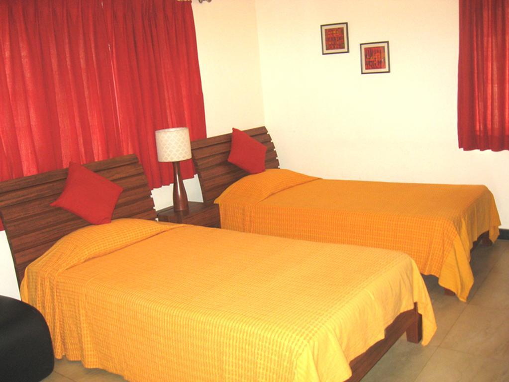 Готель Red Arrow Residency Колката Екстер'єр фото