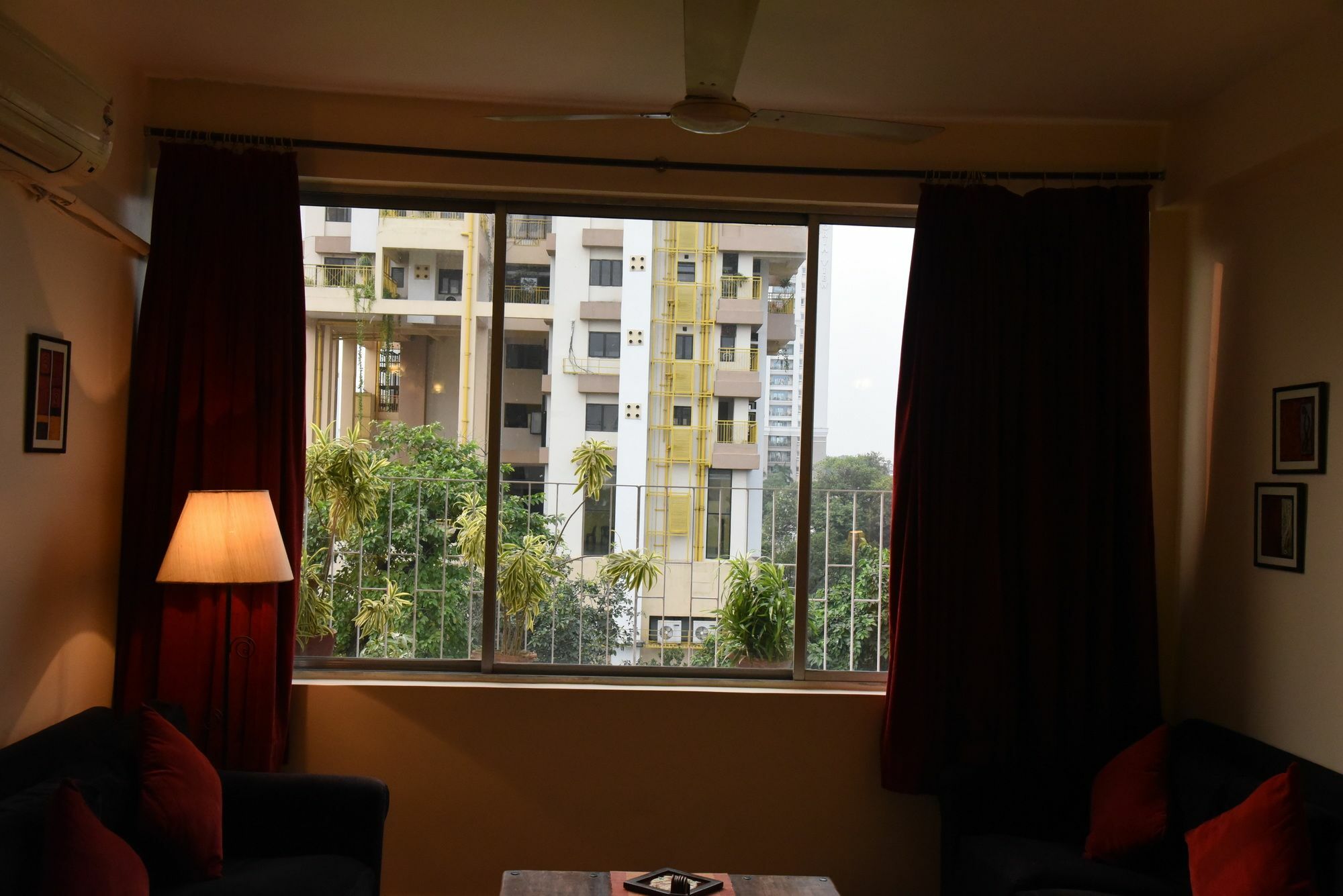 Готель Red Arrow Residency Колката Екстер'єр фото